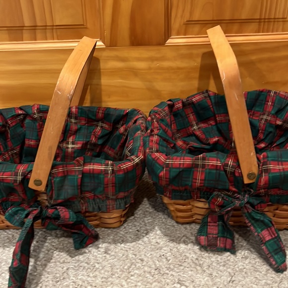 Country Woven Collection GRAND Basket with Removable Christmas Plaid Liners - Picture 8 of 12